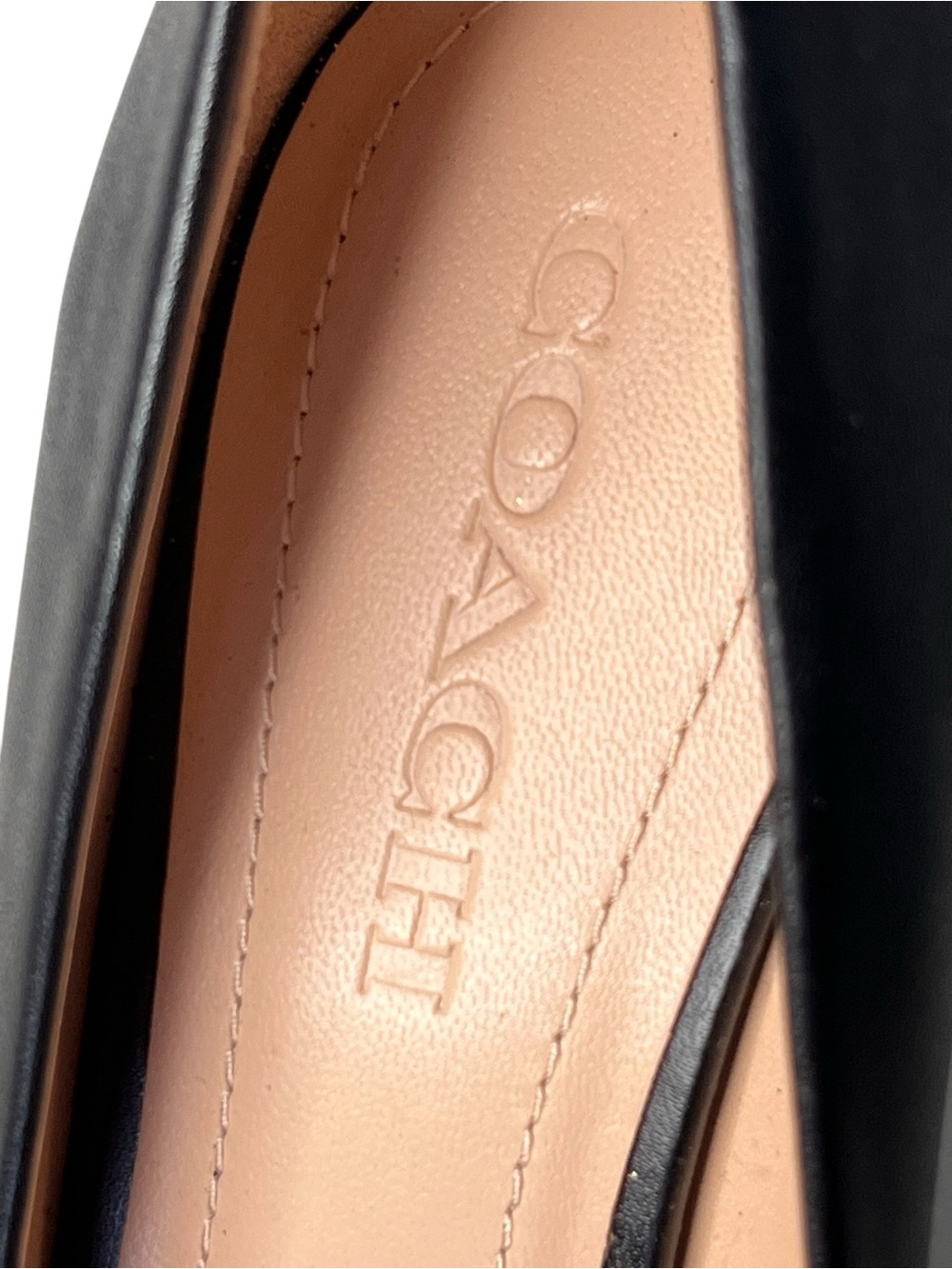 Coach Waverly Black Leather Gold-Tone Studded Stiletto Pumps Sz 7.5 - Picture 12 of 15